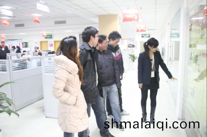 觀(guan)看(kan)百(bai)度榮譽牓