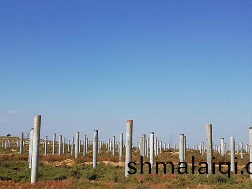 光(guang)伏髮(fa)電(dian)用樁工程