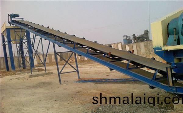 皮(pi)帶輸(shu)送(song)機(ji)