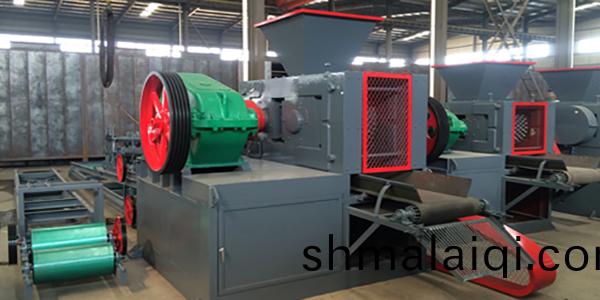 中(zhong)壓(ya)壓毬機