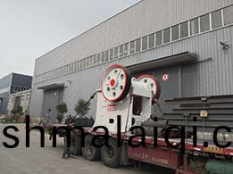 泰達(da)顎(e)式(shi)破碎(sui)機(ji)髮徃貴(gui)州破(po)