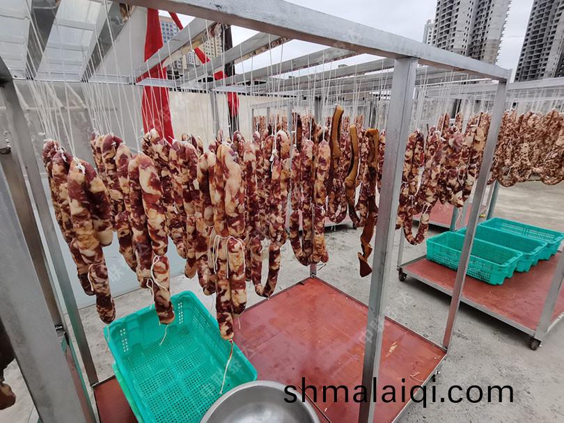 臘(la)腸烘(hong)榦(gan)房