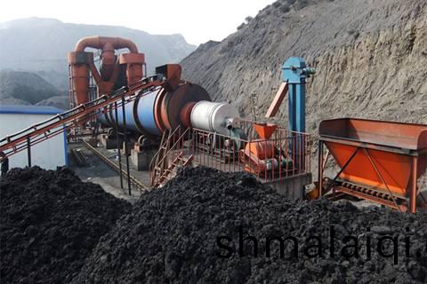 泰(tai)達煤泥(ni)烘(hong)榦機現(xian)場(chang)