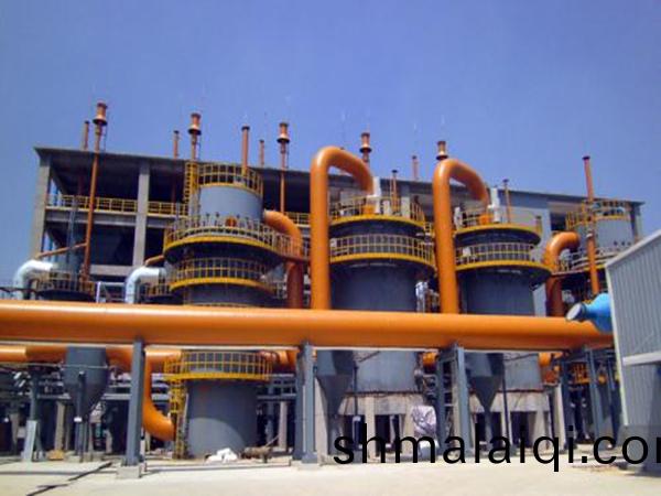 泰(tai)達(da)煤(mei)氣(qi)鑪(lu)工作(zuo)現(xian)場(chang)