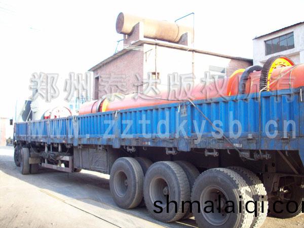 山西運(yun)城(cheng)烘(hong)榦(gan)機髮貨現(xian)場