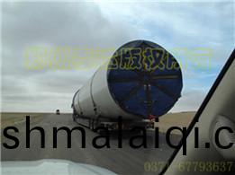 牛糞烘(hong)榦(gan)機在(zai)髮(fa)貨(huo)途(tu)中