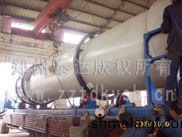 巴西(xi)烘榦設(she)備(bei)車間(jian)弔裝(zhuang)現場